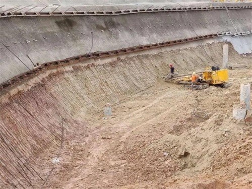 建湖基坑边坡加固